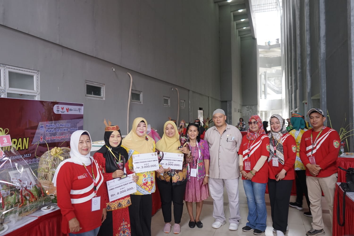 Lomba Masakan Tradisional Panginan Sukup Simpan yang Digelar di GOR Serbaguna