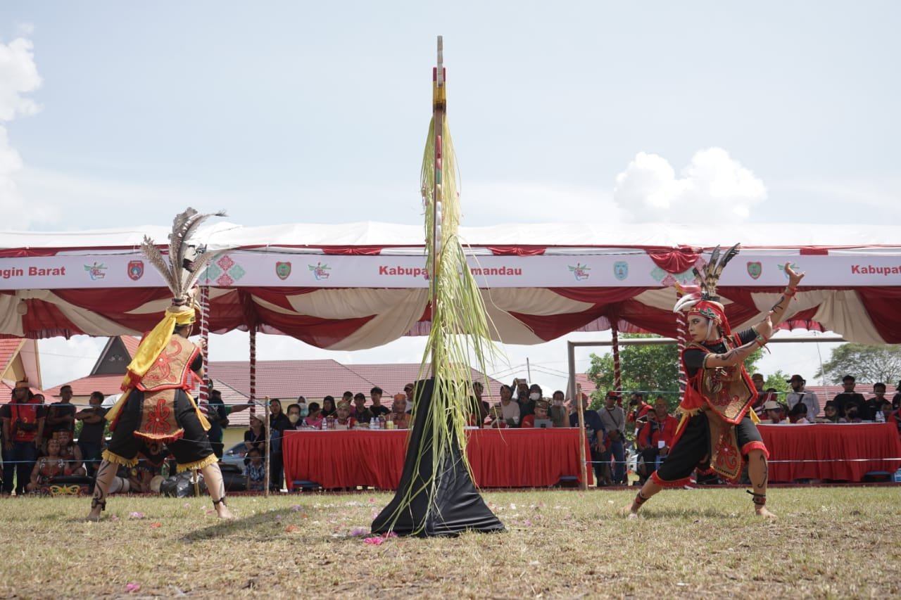 Lawang Sakepeng Jadi Salah Satu Rangkaian Perlombaan Dalam FBIM 2023