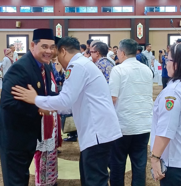 Disbun Prov. Kalteng Hadiri Pengukuhan Penjabat Sementara Bupati Kotim Sekaligus dengan Penyerahan SK Perpanjangan Penjabat Bupati/Wali Kota