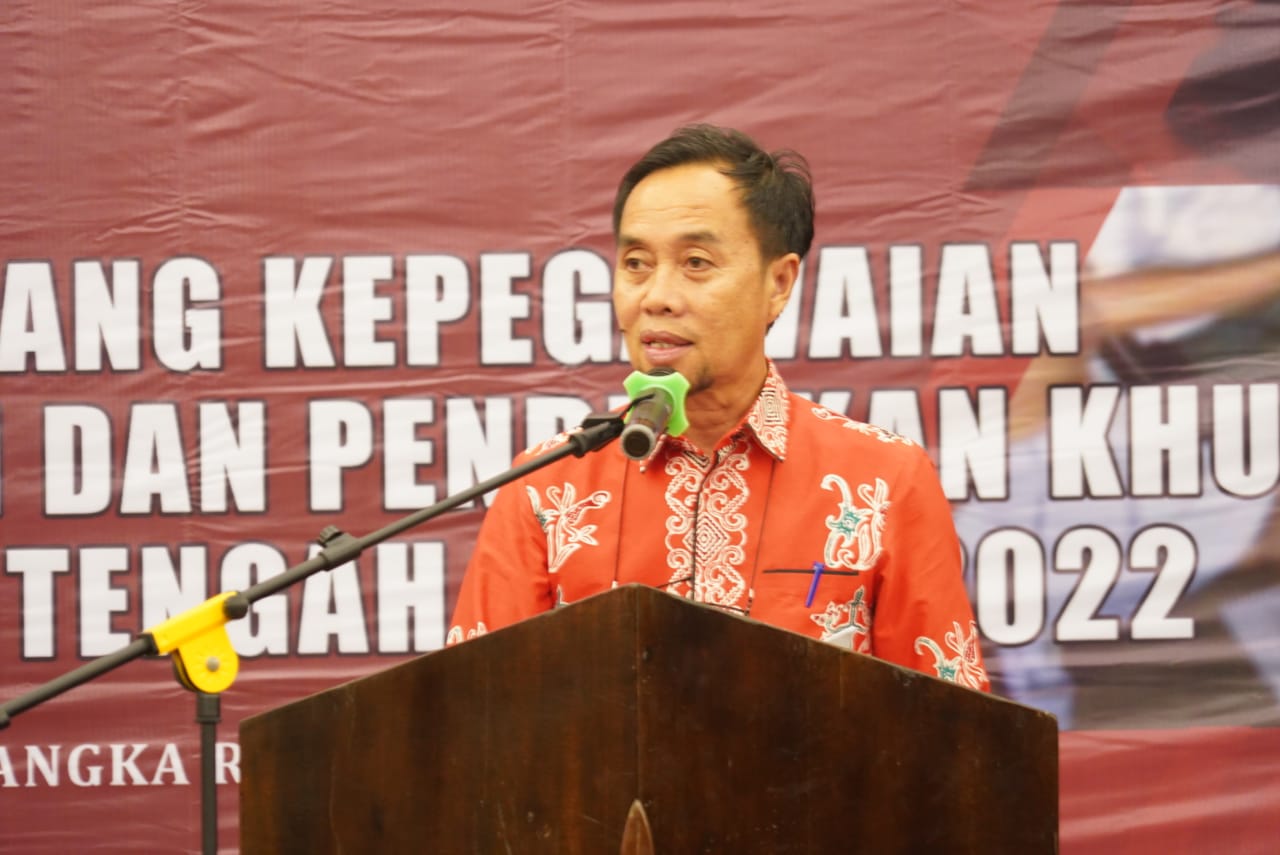 Sekda Prov. Kalteng Buka Rakor Bidang Kepegawaian Satuan Kependidikan Menengah Dan Pendidikan Khusus Tahun 2022