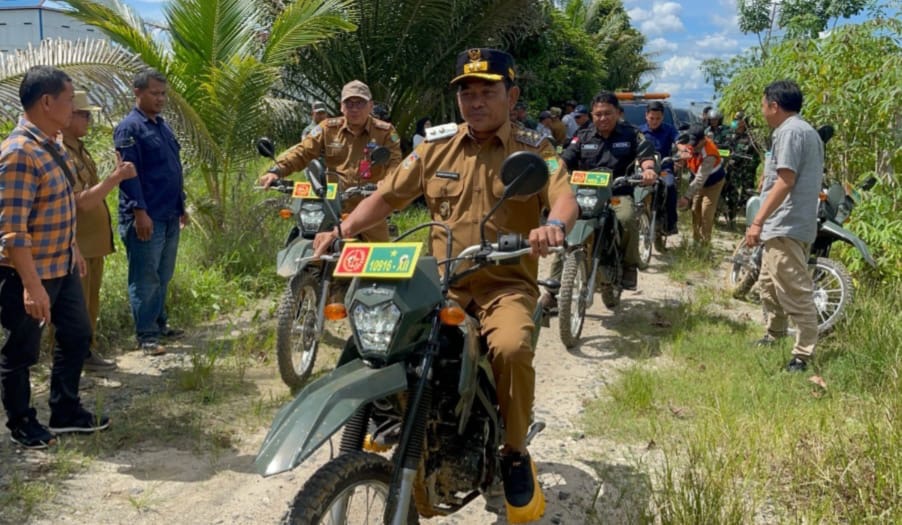 Wakil Bupati Barito Selatan Tinjau Jalan Rusak di Dua Kecamatan