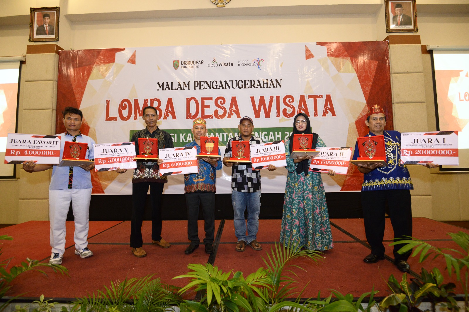 Kadisbudpar Prov. Kalteng Buka Kegiatan Malam Anugerah Lomba Desa Wisata