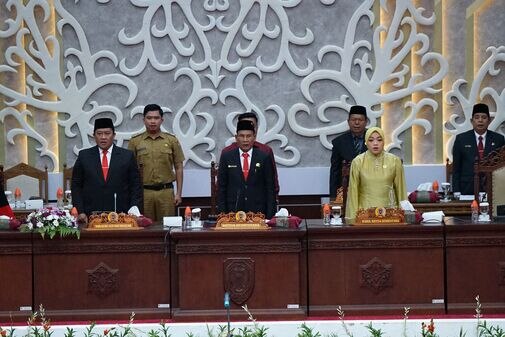 Kepala Disbudpar Kalteng Adiah Chandra Sari Hadiri Rapat Paripurna Sumpah Jabatan DPRD Kalteng