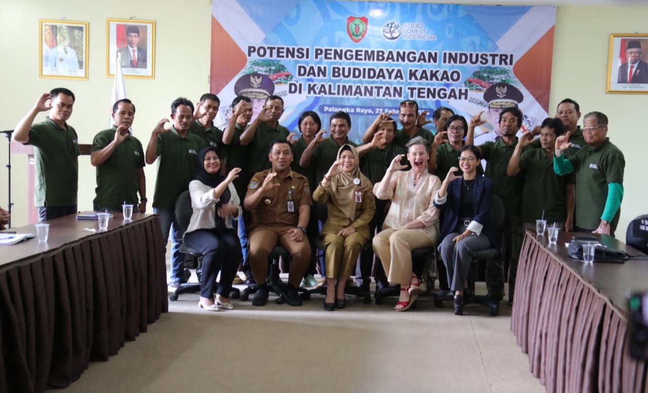 Asisten Ekbang Sri Widanarni Buka Seminar Potensi Pengembangan Industri dan Budidaya Kakao