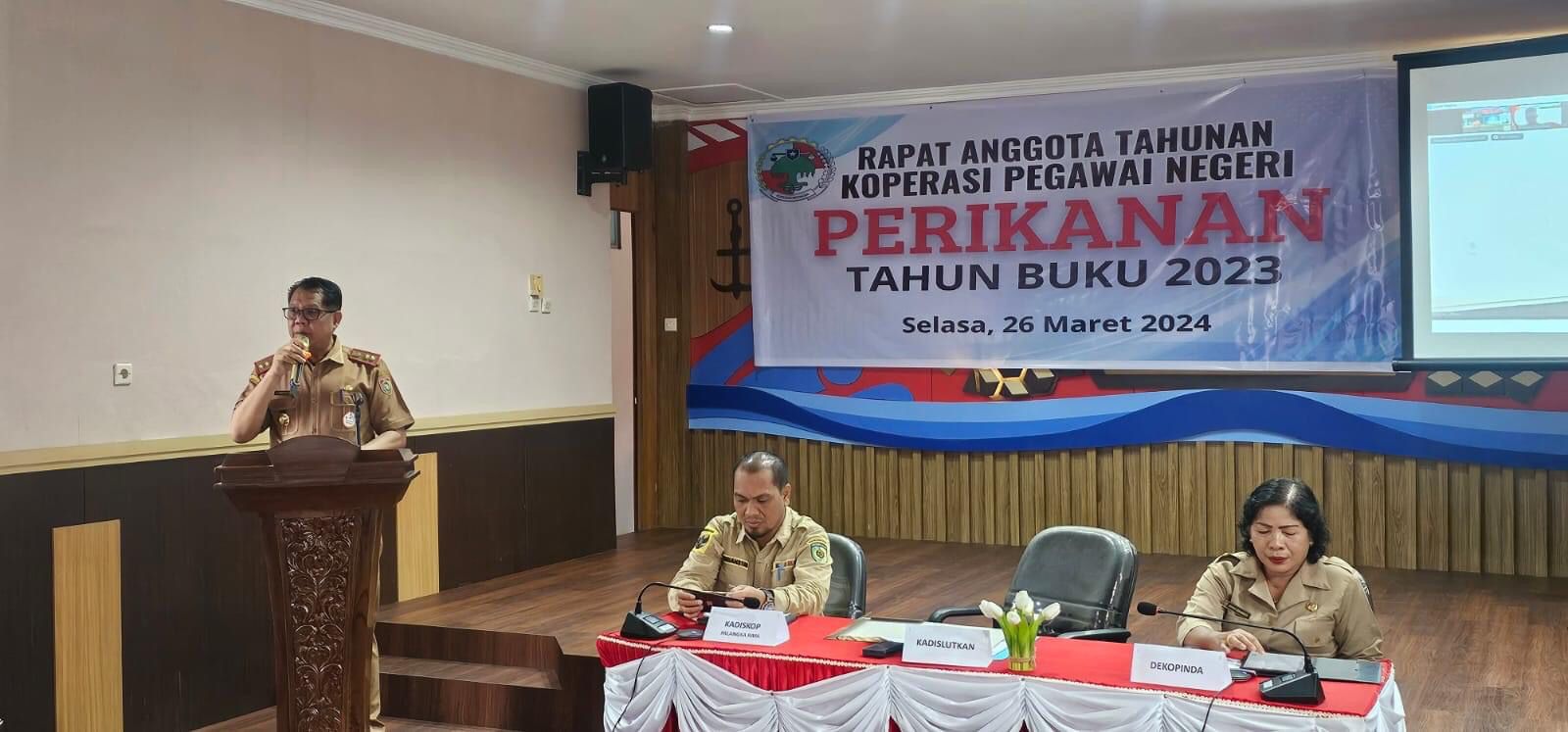 Kepala Dislutkan Prov. Kalteng Darliansjah Buka RAT KPN Perikanan Tahun Buku 2023