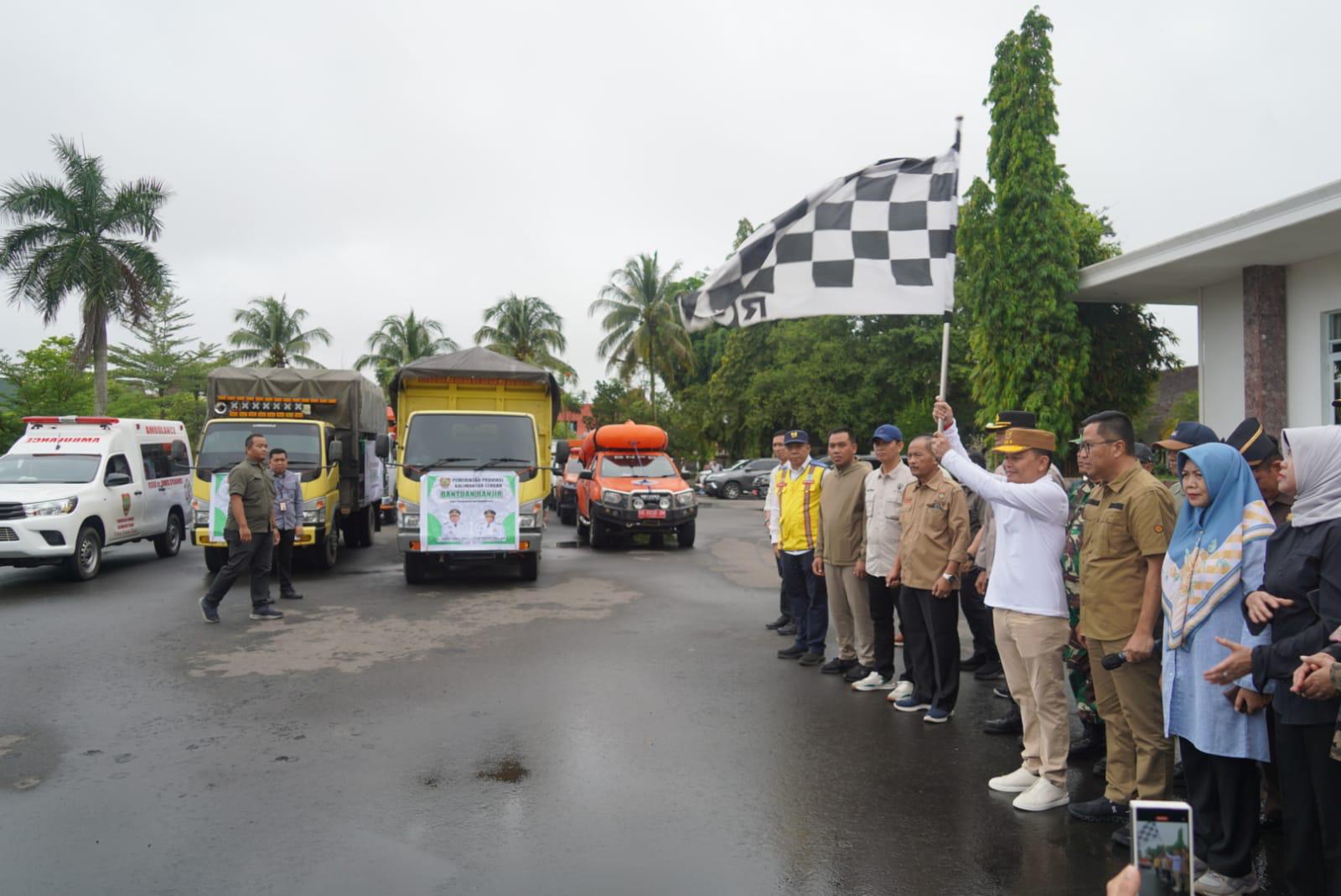 Gubernur Kalteng Agustiar Sabran Lepas Bantuan Darurat Bencana Banjir