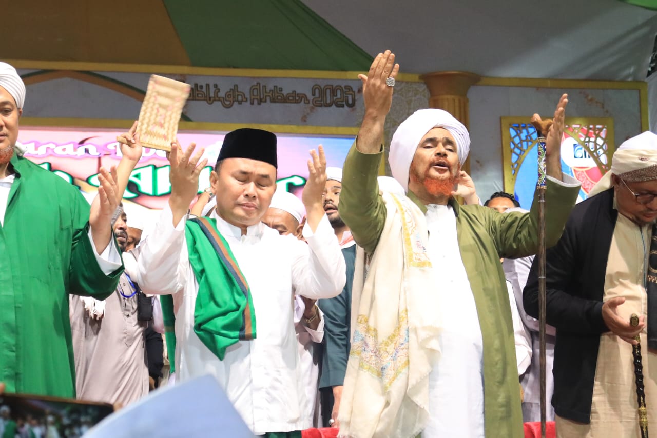 Kehadiran Al-Habib Umar Bin Hafidz Disambut Hangat Oleh Seluruh Umat Muslim di Bumi Tambun Bungai