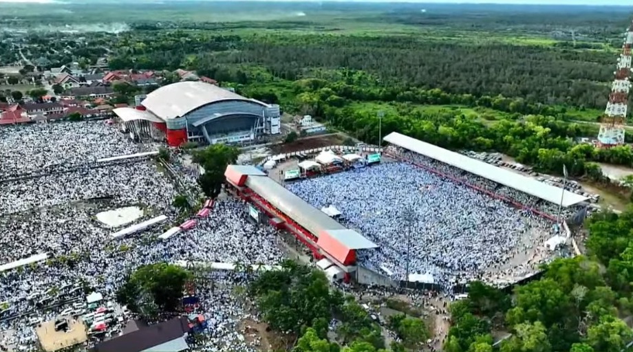 Kehadiran Al-Habib Umar Bin Hafidz Disambut Hangat Oleh Seluruh Umat Muslim di Bumi Tambun Bungai