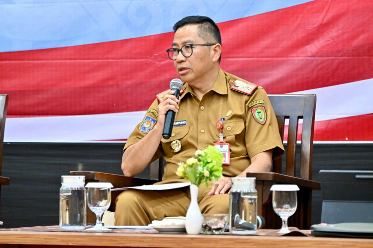 Kepala Bappedalitbang Leonard S. Ampung Jadi Narasumber Pada Rapat Forum Satu Data Tingkat Daerah Prov. Kalteng