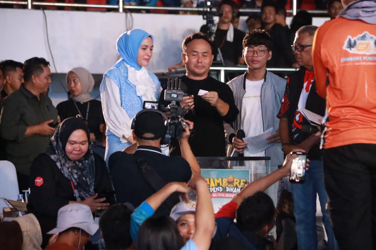 Gubernur Kalteng Sugianto Sabran Hadiri Malam Pencerahan IKBAB Sekaligus Tutup Jambore Pendidikan dan Jambore Pemuda