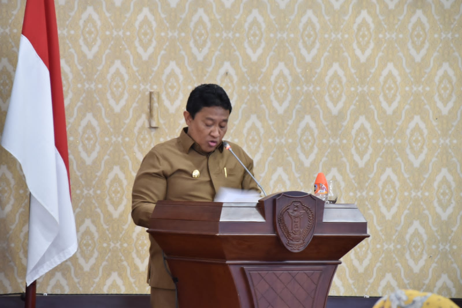 Wagub Kalteng Edy Pratowo Hadiri Rapat Paripurna ke - 8 Masa Persidangan III