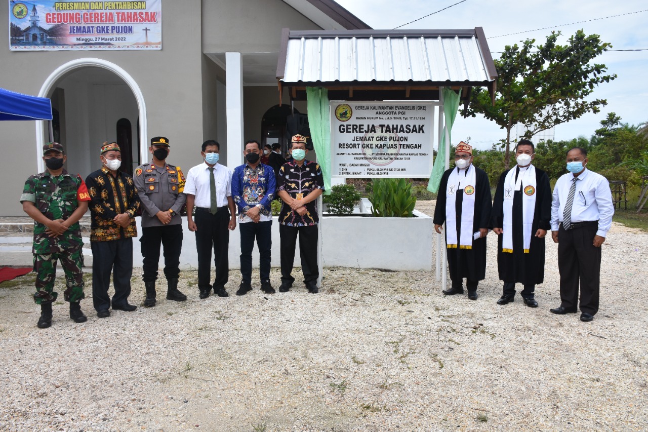 Pemkab Kapuas Resmikan Gedung Gereja GKE Tahasak