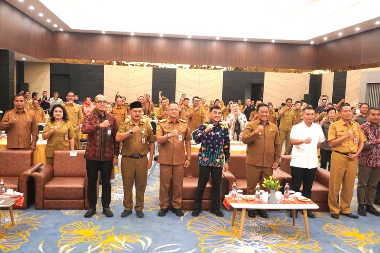 Wagub Kalteng Edy Pratowo Buka Rakorda Pusat dan Daerah Koperasi Desa/Kelurahan Merah Putih Kalteng