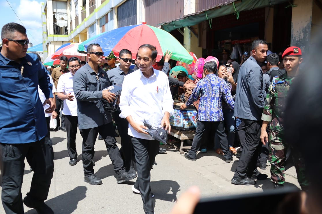 Gubernur Kalteng Sugianto Sabran Dampingi Presiden RI Joko Widodo ke Wilayah Kabupaten Barito Selatan