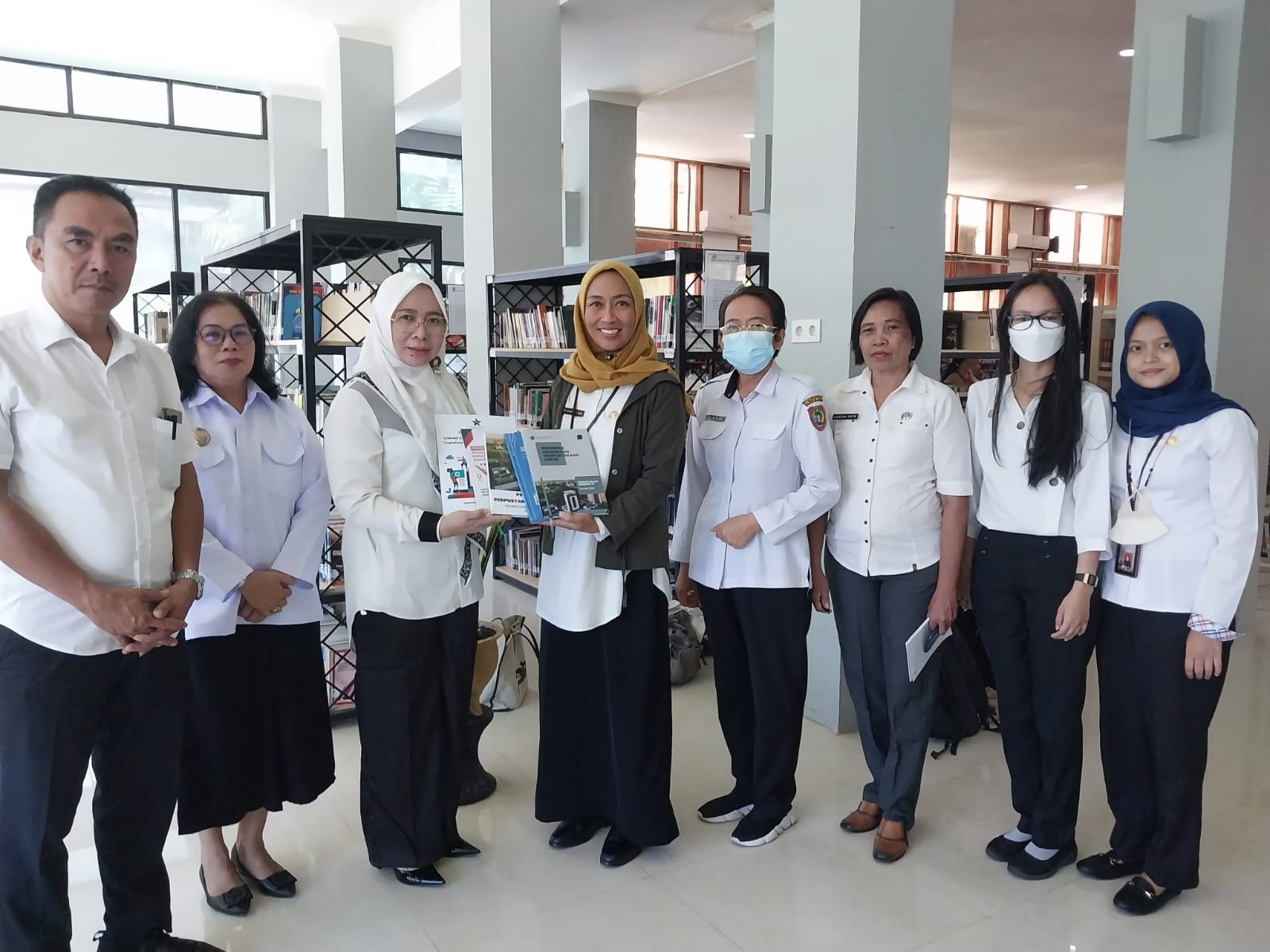 Dispursip Prov. Kalteng Terima Kunjungan Dari Perwakilan Perpustakaan Nasional