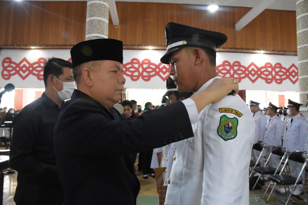 Bupati Kapuas Lantik 133 Kepala Desa Terpilih