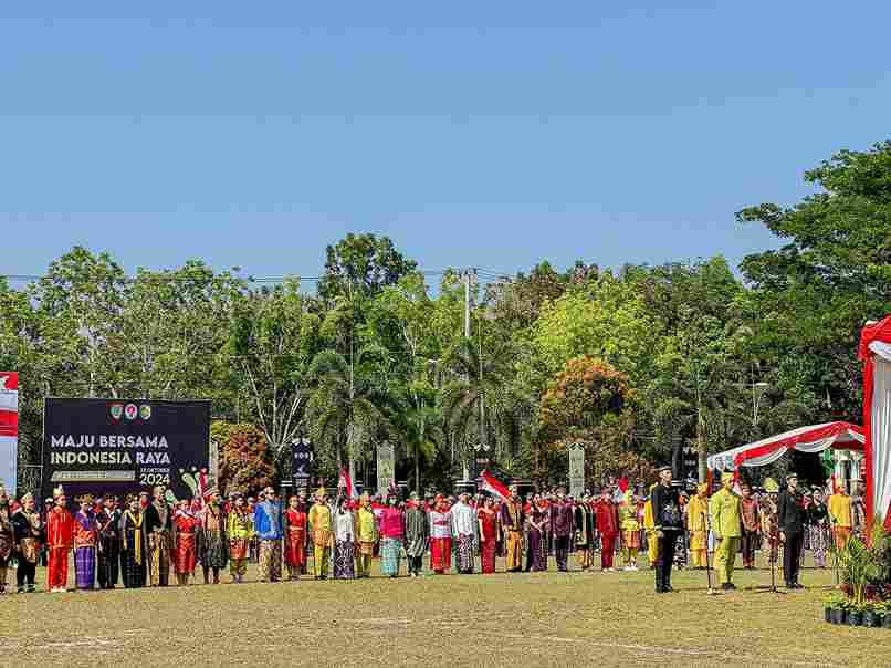 Badan Kesbangpol Prov. Kalteng Ikuti Upacara Peringatan Hari Sumpah Pemuda dan Ikrar Bersama Anak Bangsa