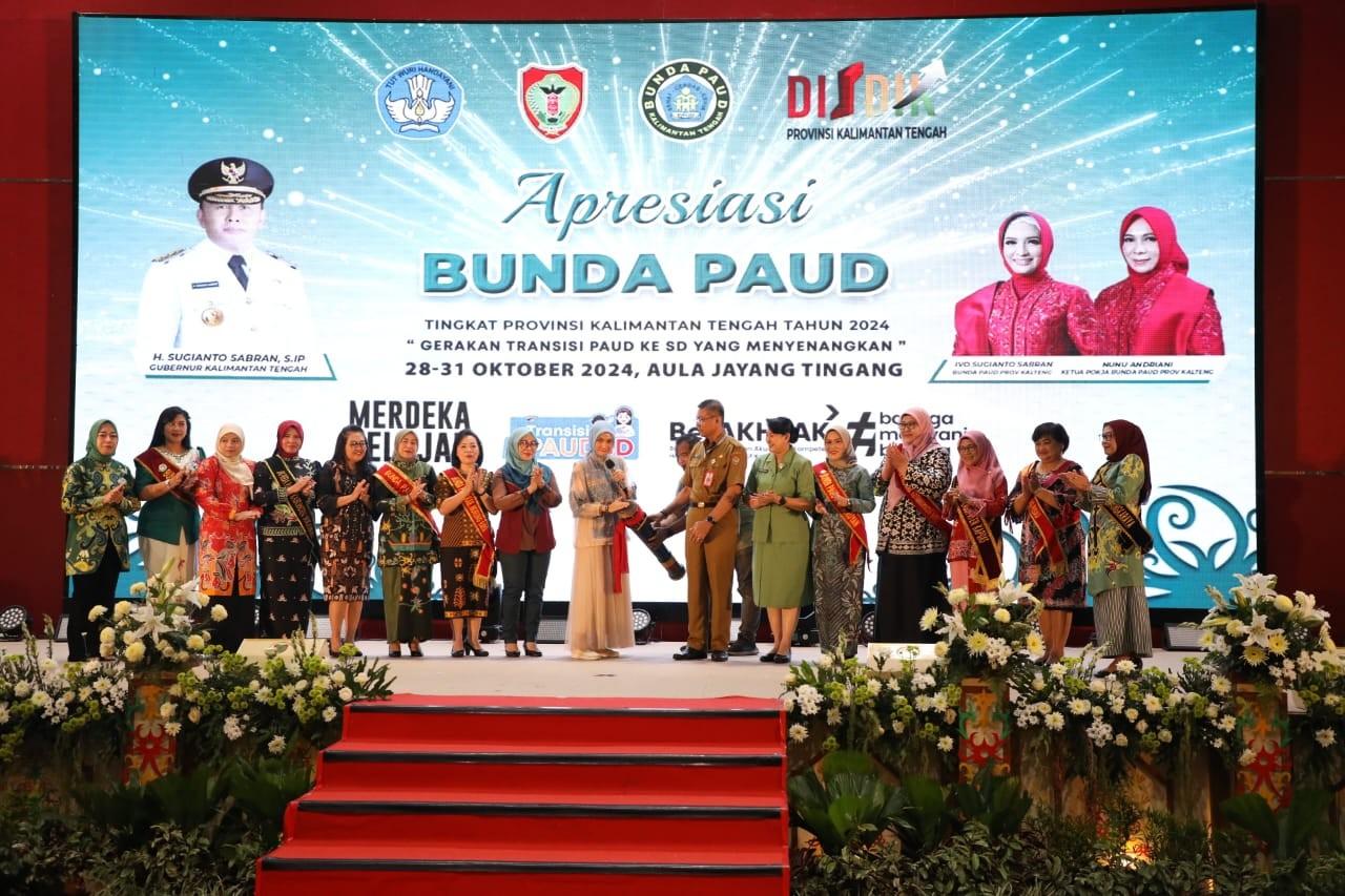 Kadis TPHP Sunarti Hadiri Acara Apresiasi Bunda PAUD Tingkat Provinsi Kalteng 2024