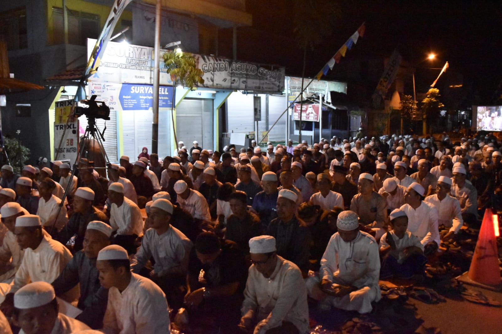 Sekda Prov. Kalteng Hadiri Acara Peringatan Maulid Nabi Muhammad SAW Dan Sholawat Akbar Majta Al-Firdaus 232 Kapuas