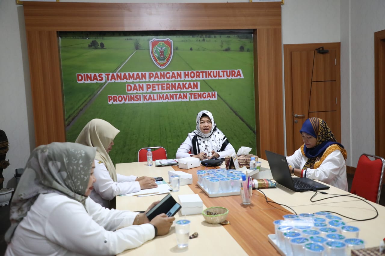 Dinas TPHP Prov. Kalteng Adakan Pertemuan dengan Kontingen Jawa Tengah