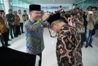Gubernur Kalteng Agustiar Sabran Didampingi Wagub Edy Pratowo Sambut Kedatangan Menteri Pendidikan Dasar dan Menengah Abdul Muti